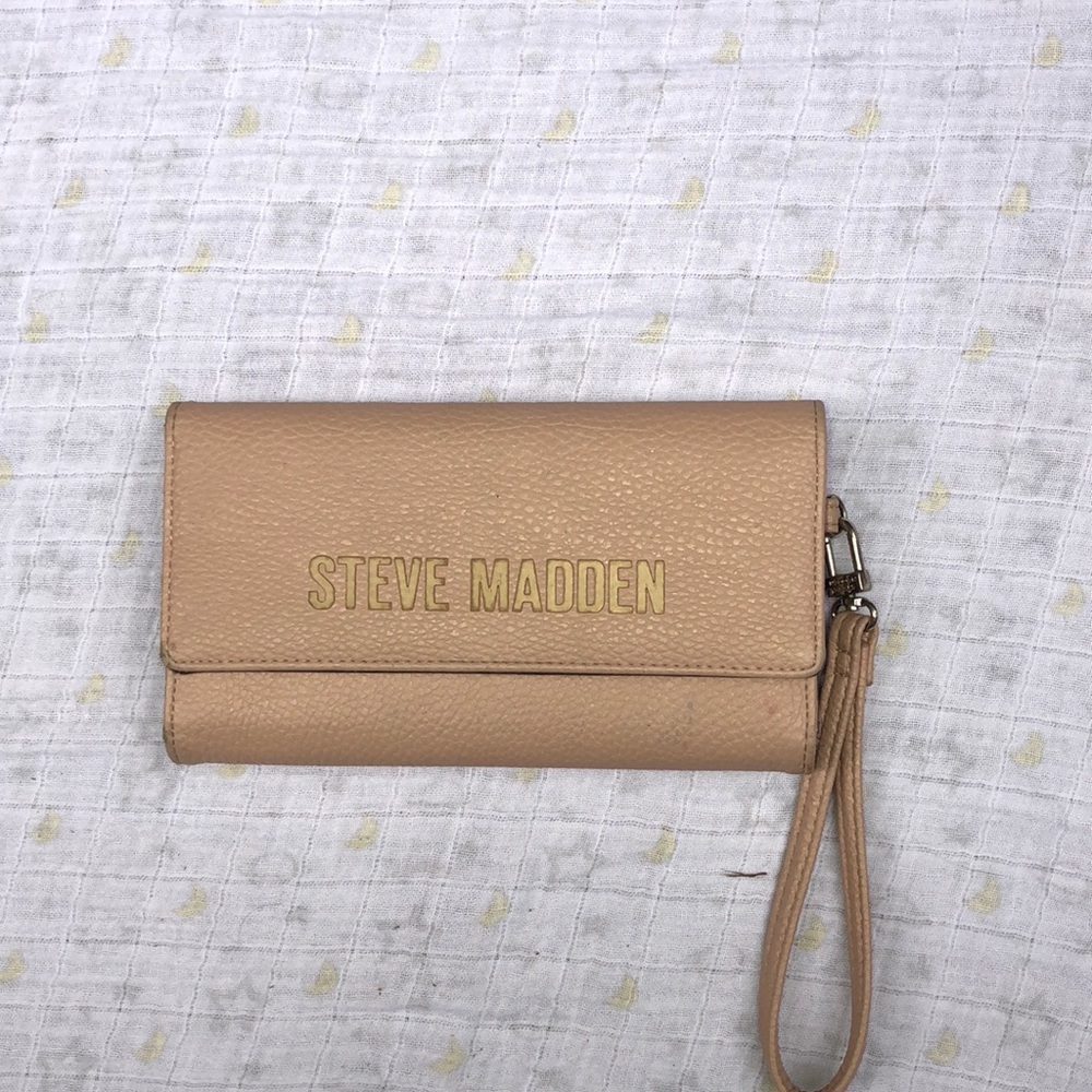 Steve Madden wallet